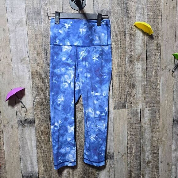 Lululemon Swim Run With The Waves Blue Cropped Leggings 6 - Picture 2 of 6